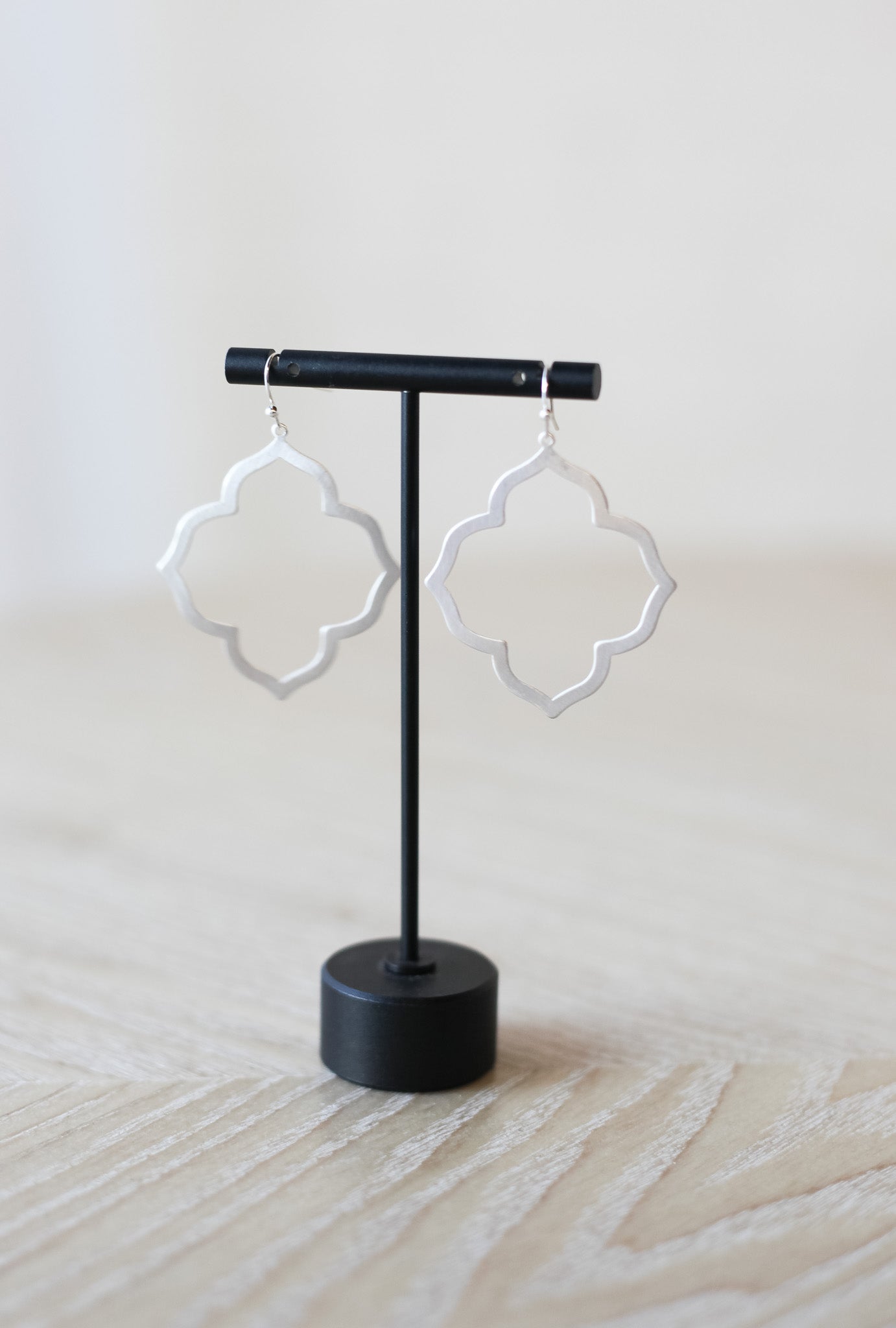 Clara Classic Open Quad Earring