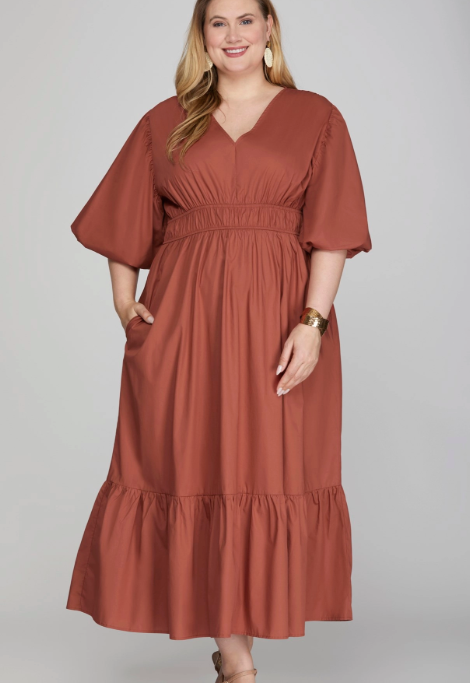 Cinnamon Bubble Sleeve Midi Dress With Pockets in Curvy
