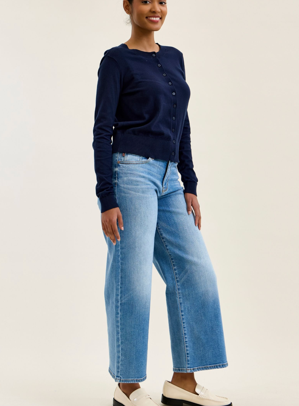 Claudia Ankle Wide Medium Ease Judy Blue Jeans in Curvy - Shoppe3130