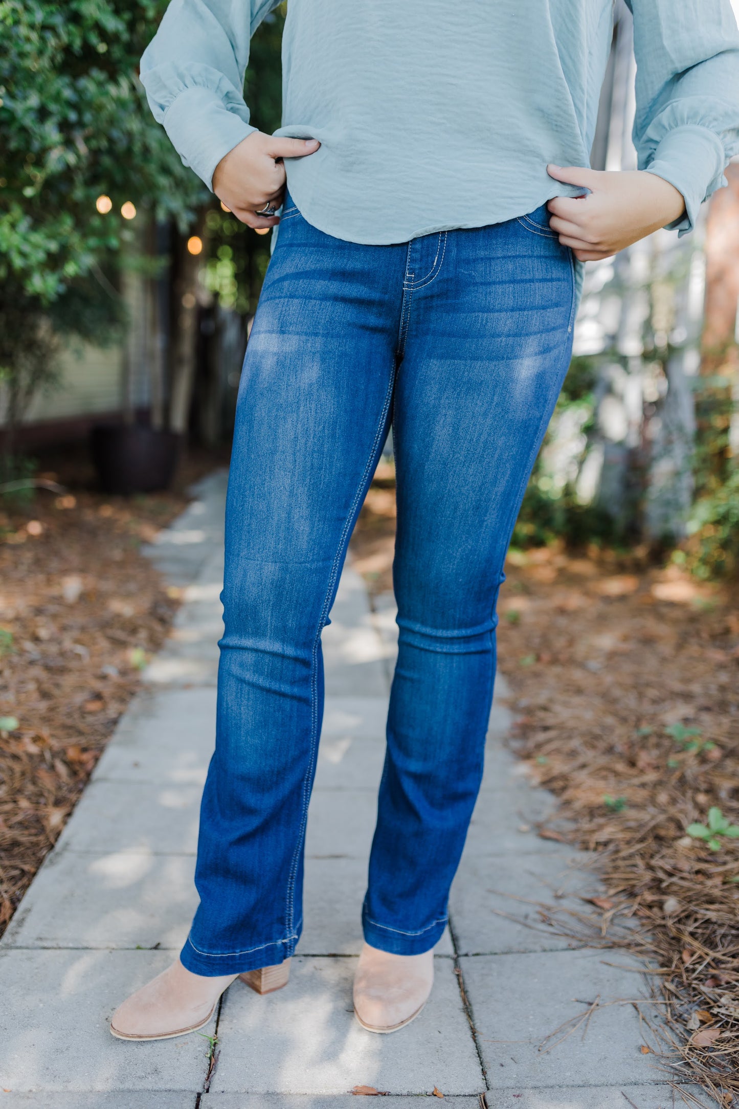 Petite Dark Wash Cello Flare Denim Jeans