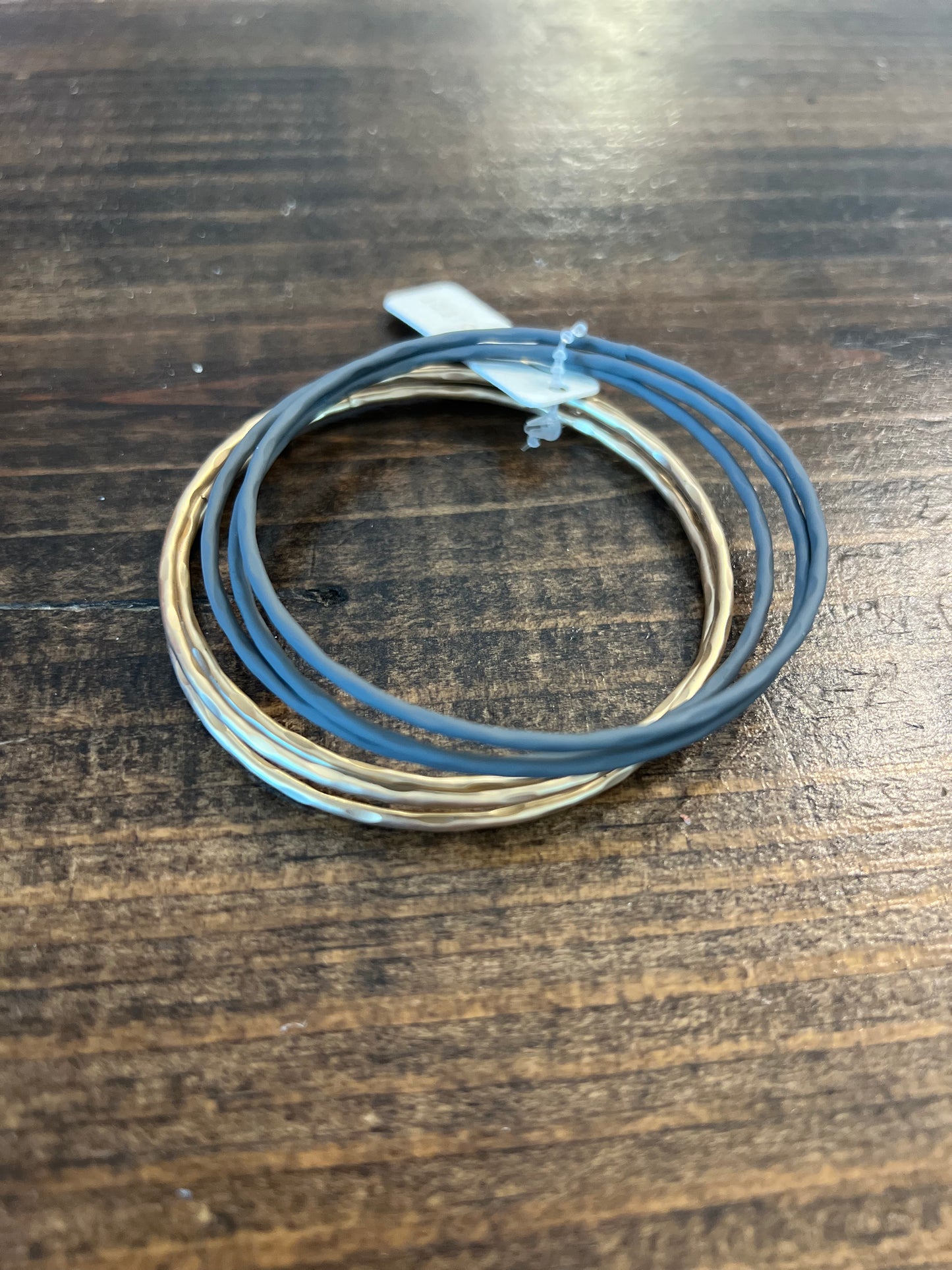 Everyday Elegance Wire Bangle Set