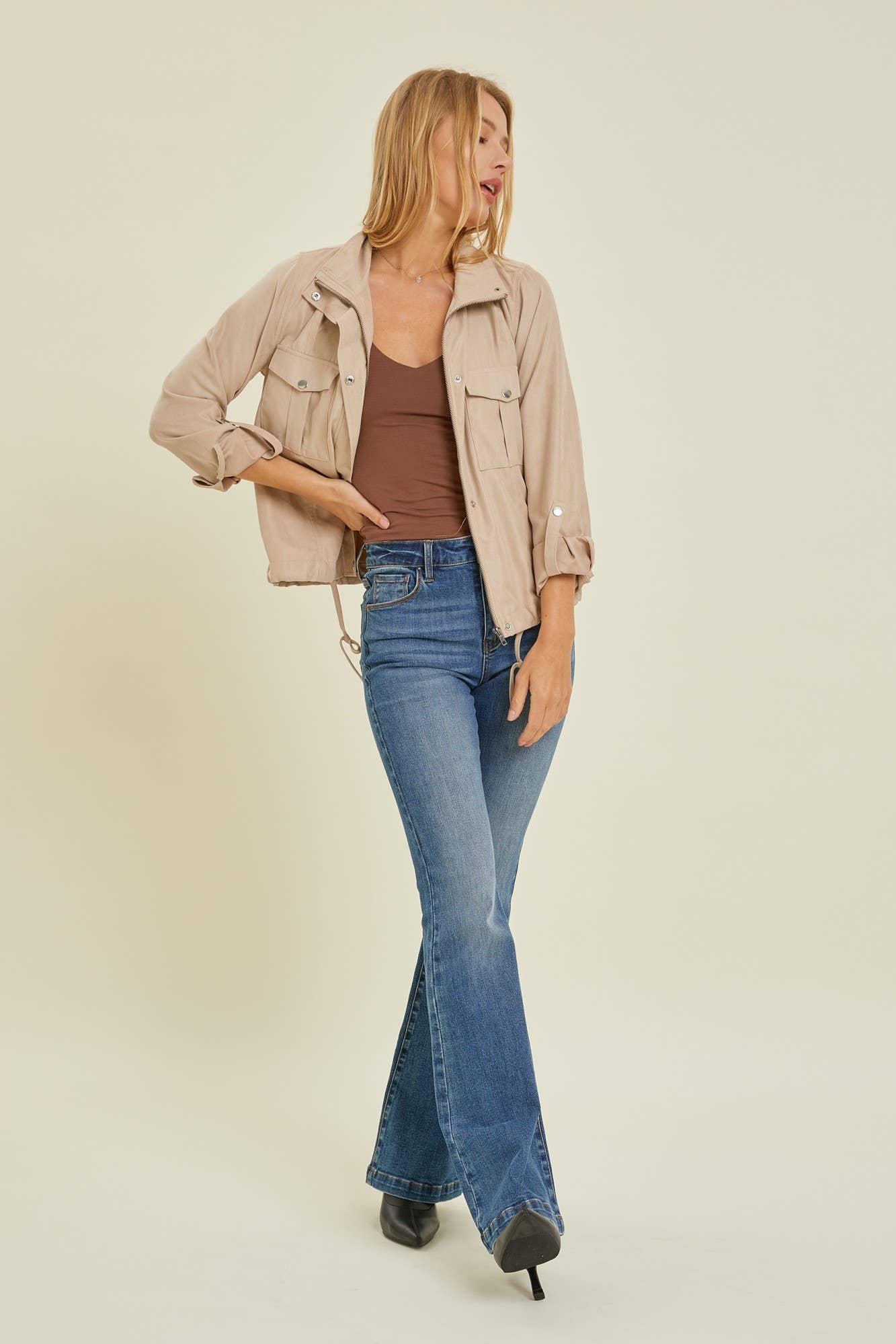 Cropped Utility Jacket: Utility in Natural