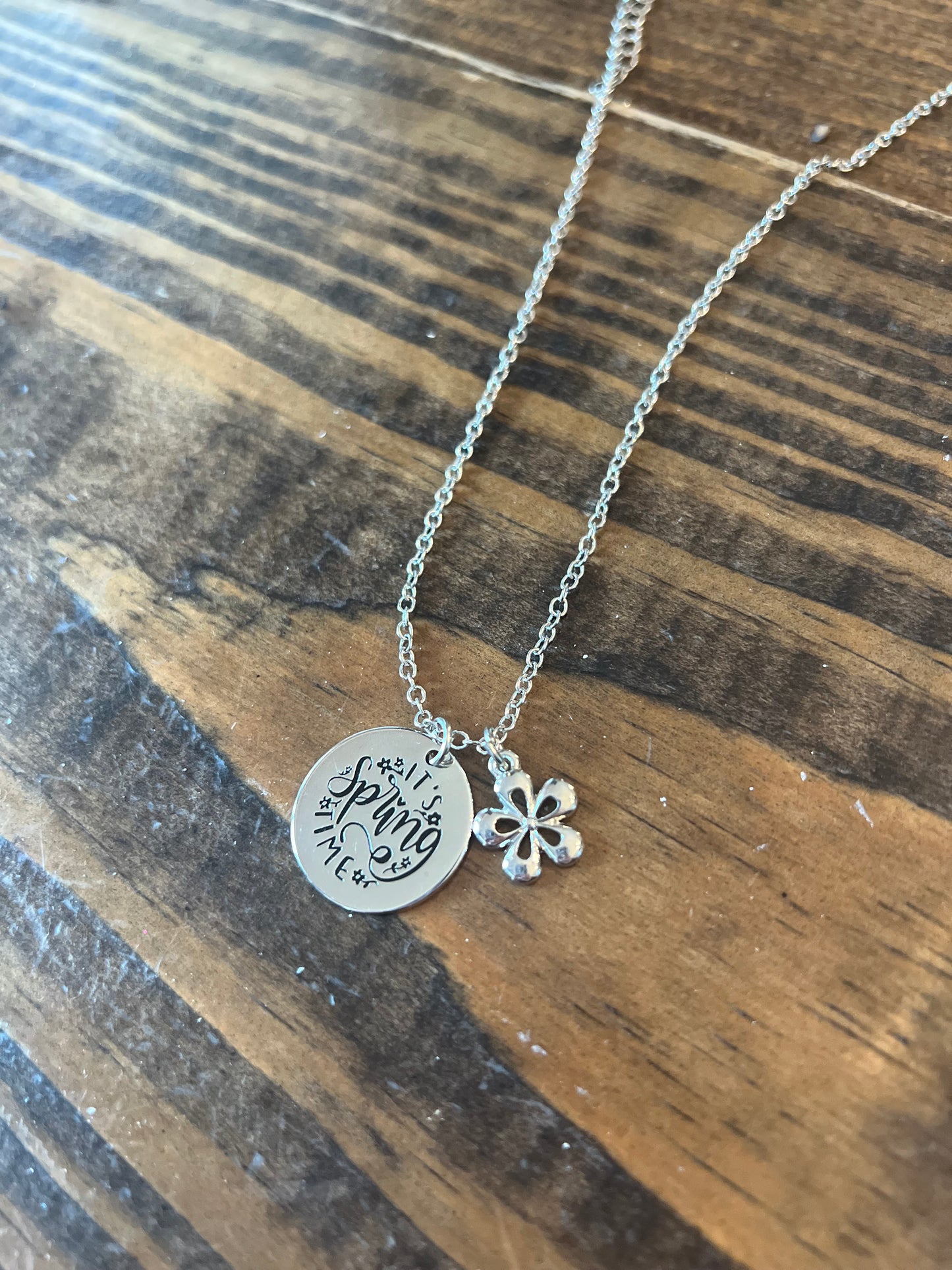 DOORBUSTER Silver Circle Inspiration Necklace