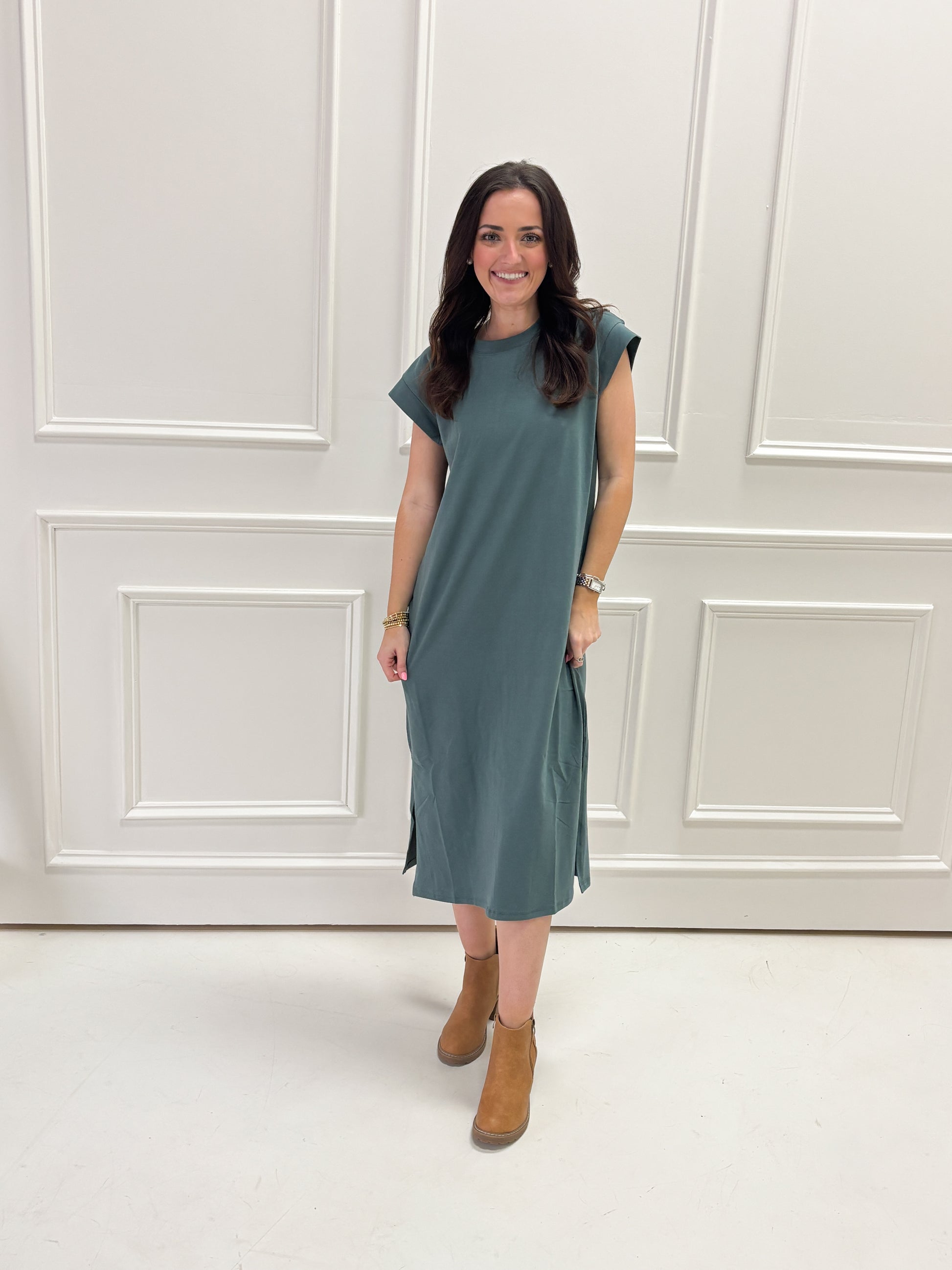 The Easy Living Midi Dress - Shoppe3130