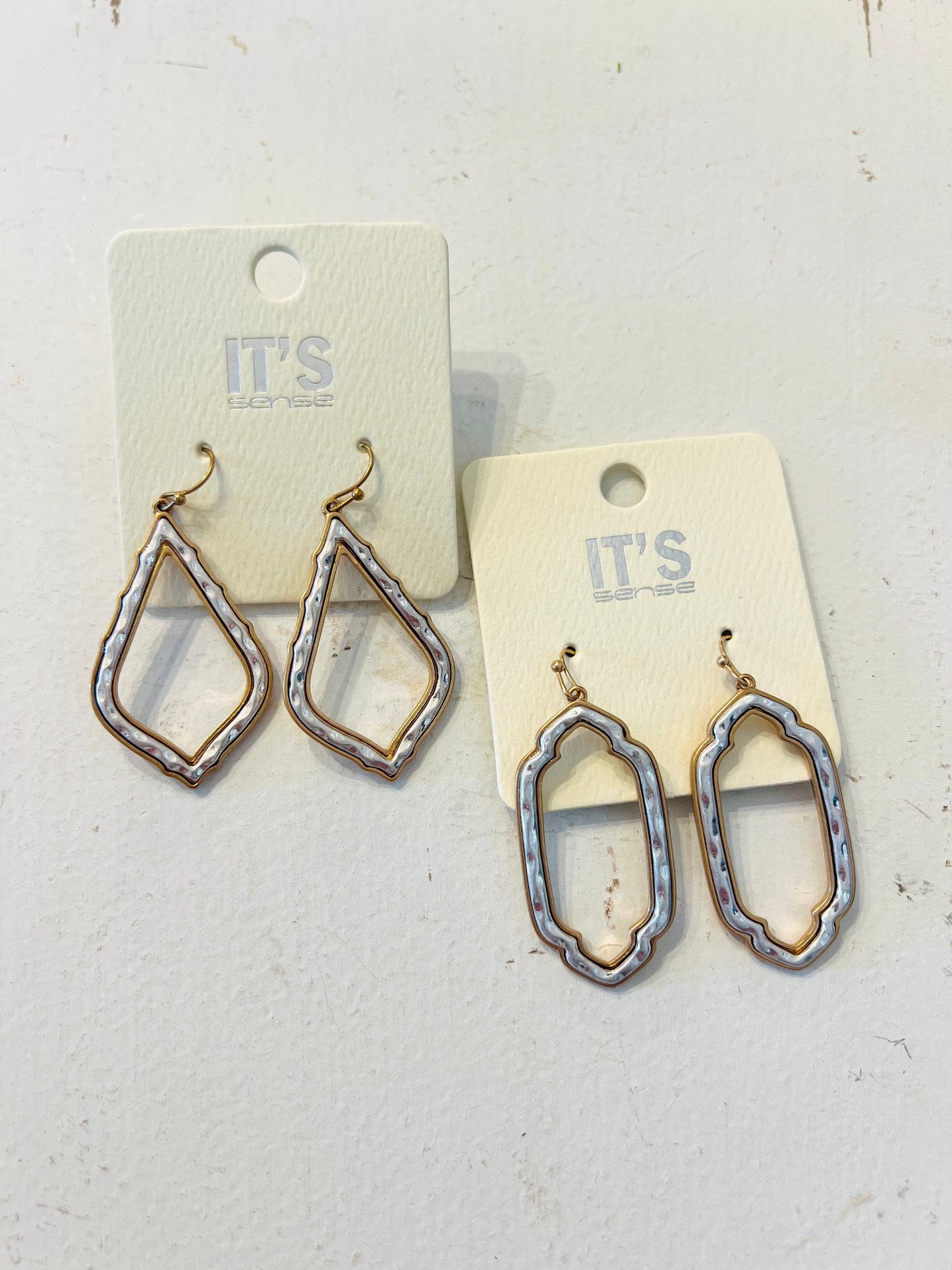Aurora Frame Drop Earrings - Shoppe3130