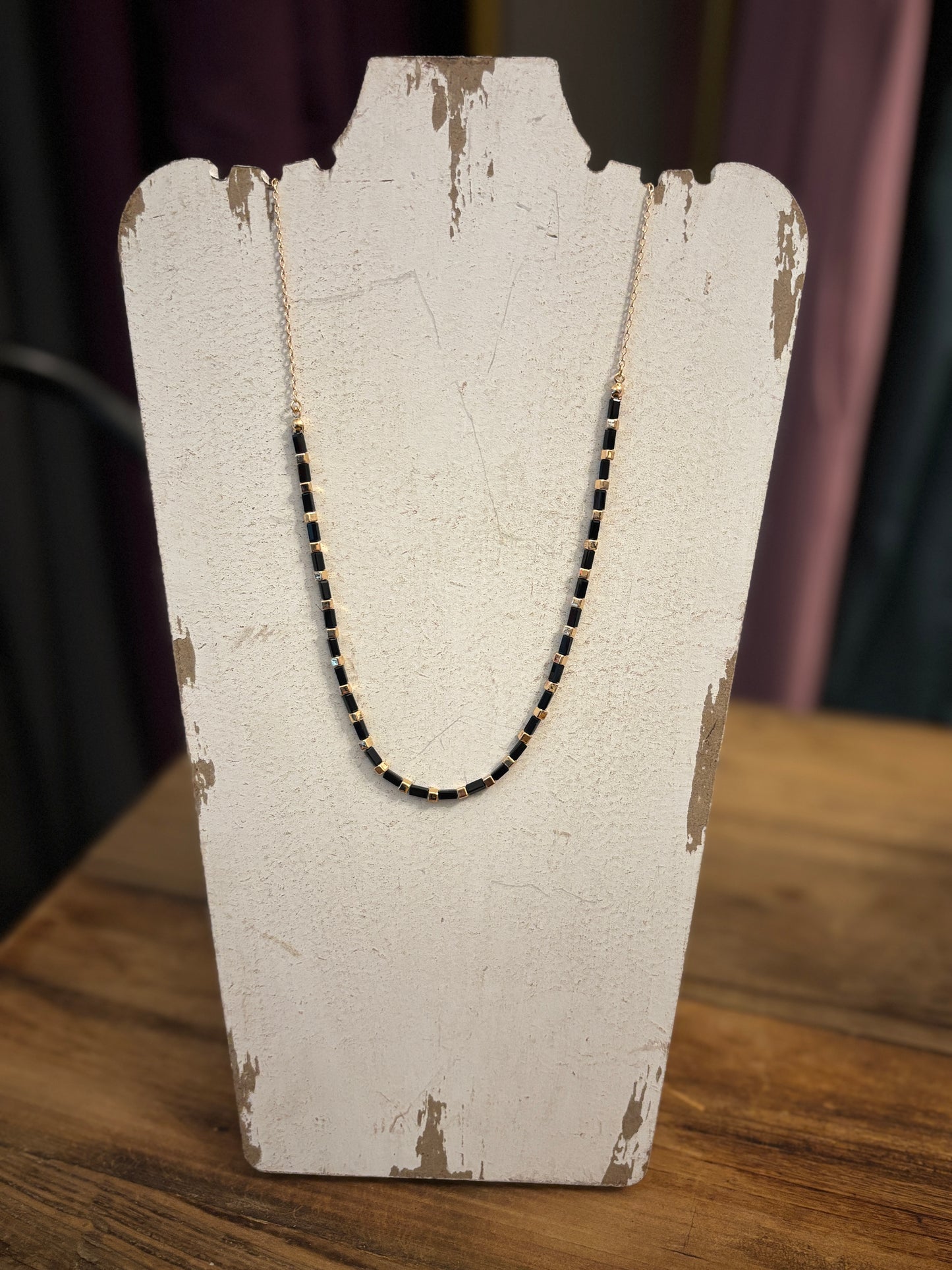 Black and Gold Block Chain