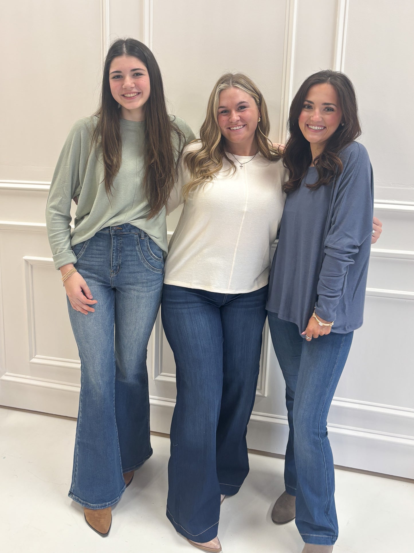 Olivia Basic Front Seam Long Sleeve Tee