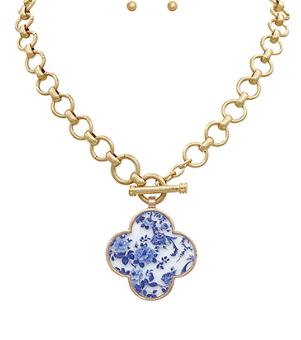 Clover Chinoiserie Print Necklace - Shoppe3130