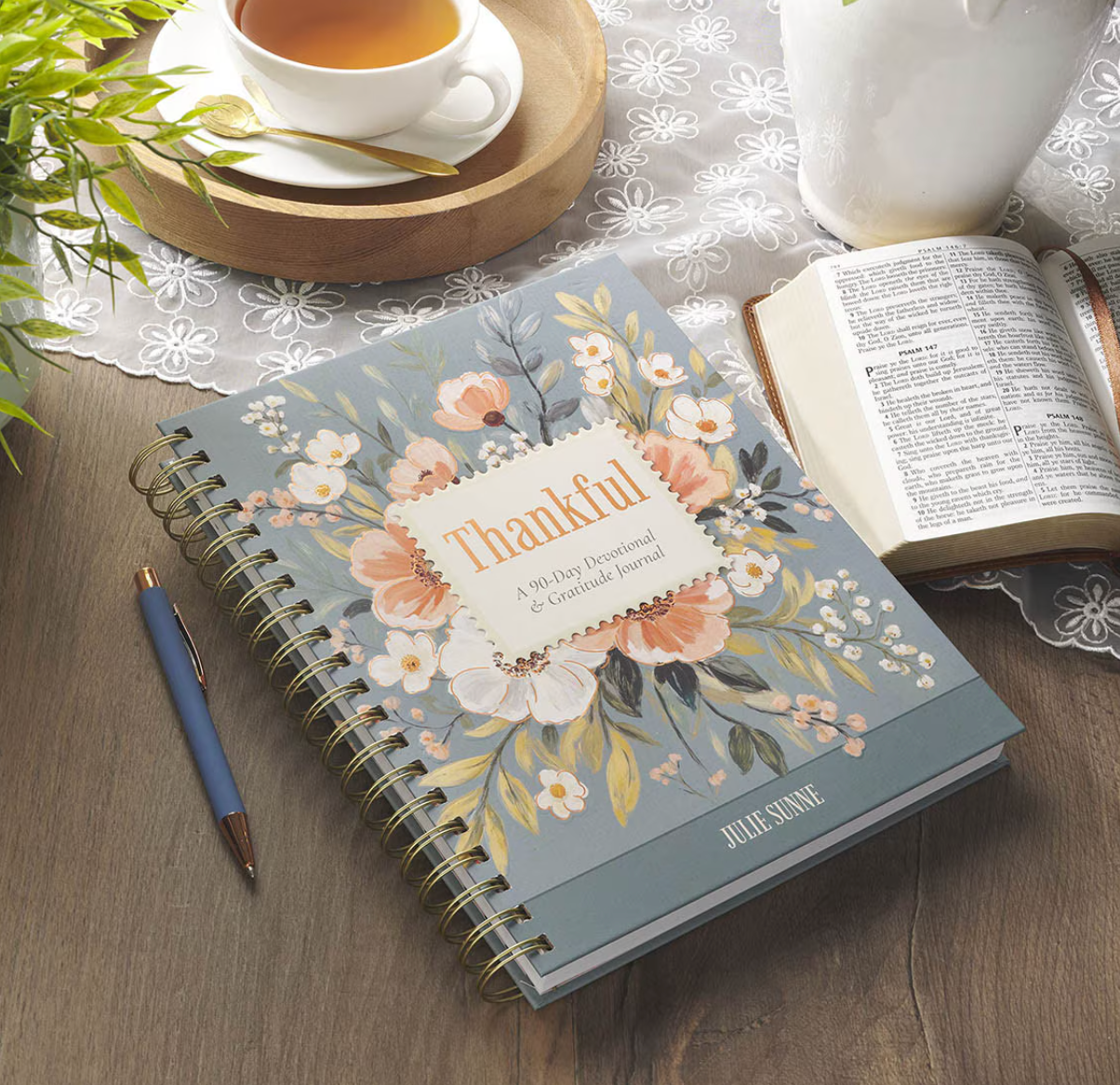 Thankful: A 90-Day Devotional and Gratitude Journal