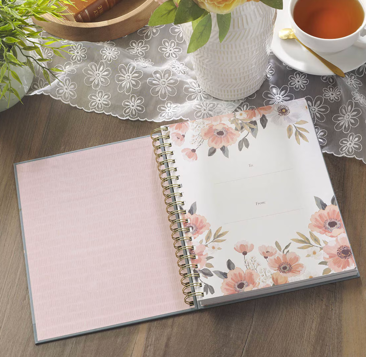 Thankful: A 90-Day Devotional and Gratitude Journal