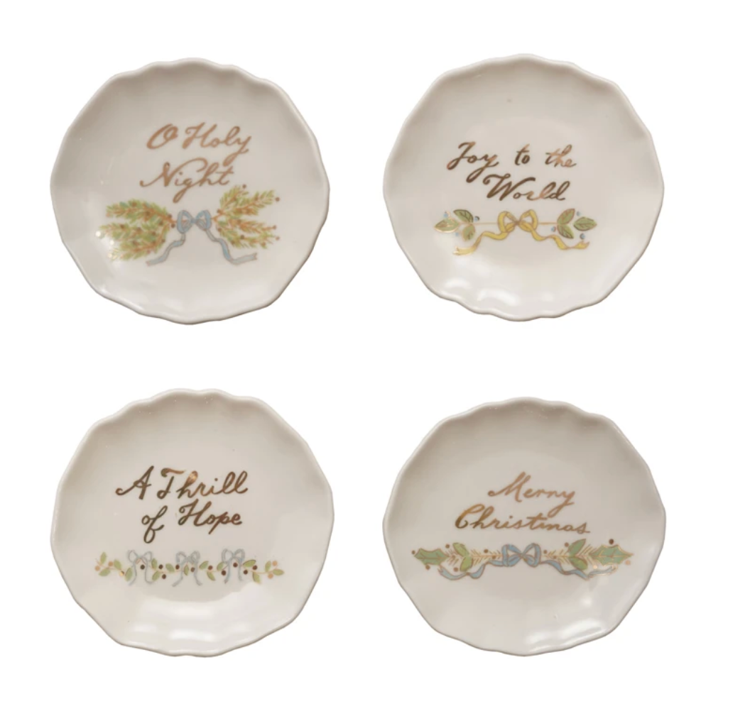 Stoneware Scalloped Plate with Gold Electroplating