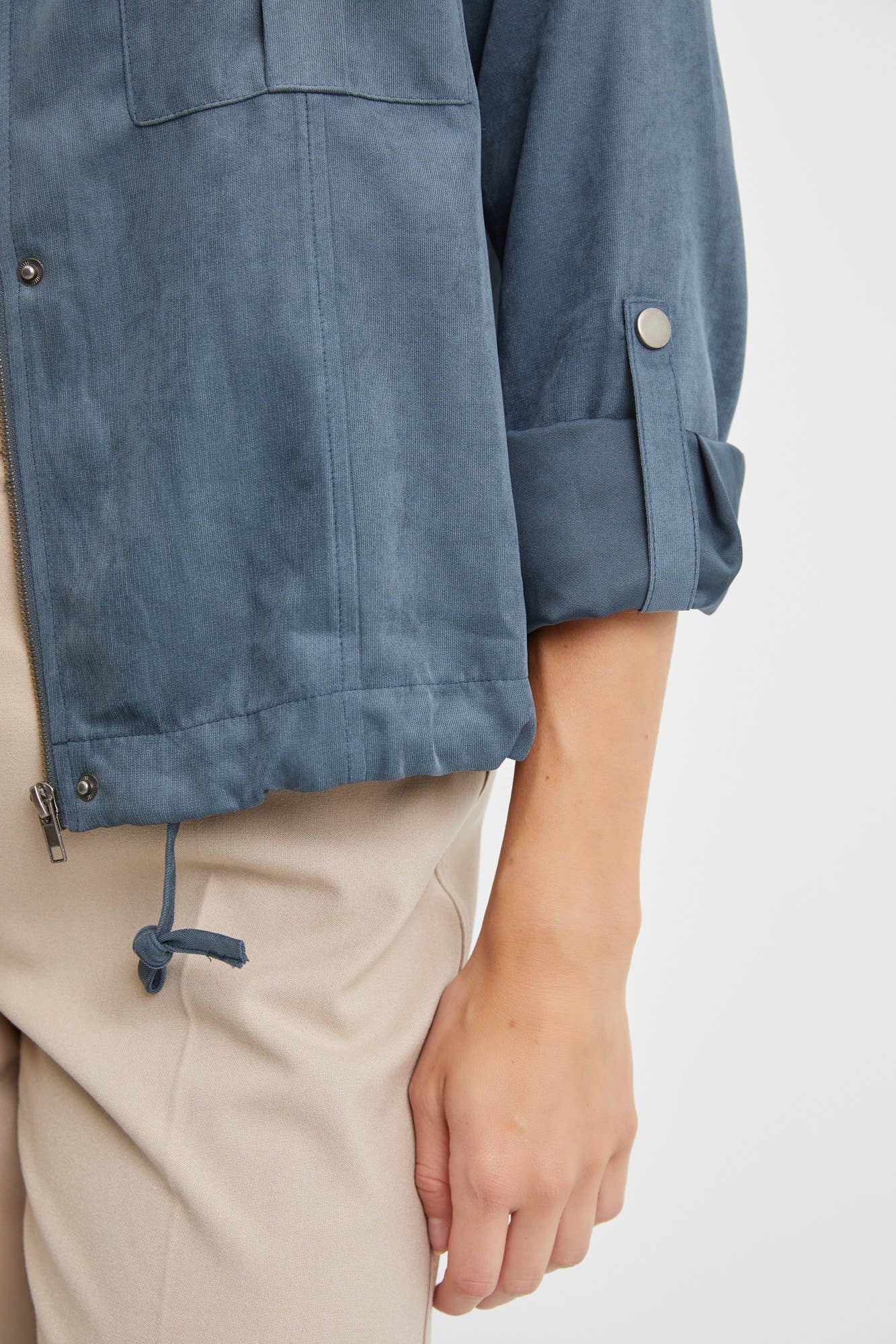 Cropped Utility Jacket: Utility in Natural