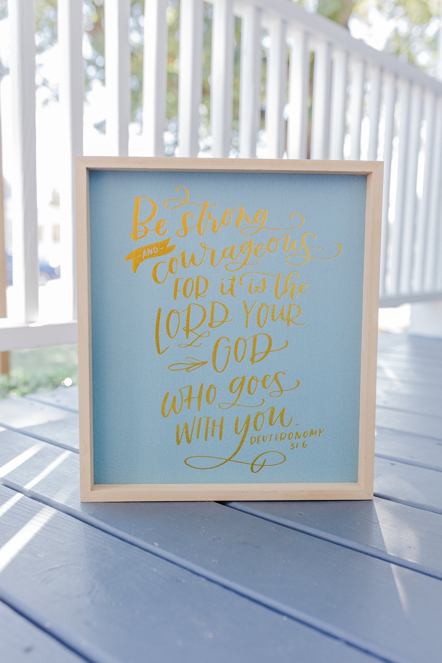 Be Strong Wall Decor