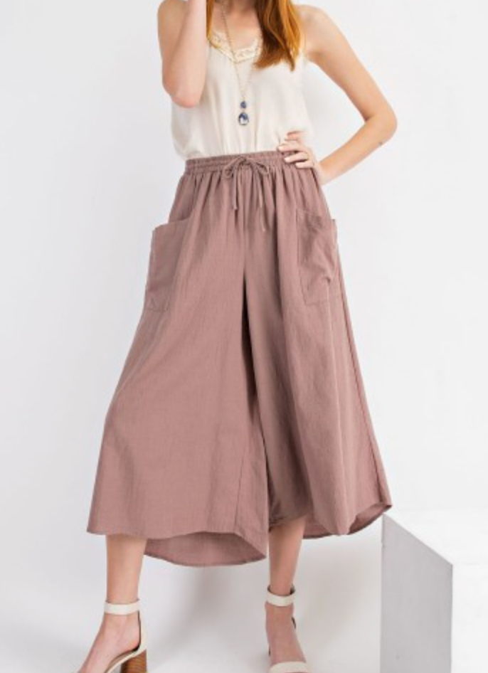 Go with The Flow Cropped Silhouette Pants