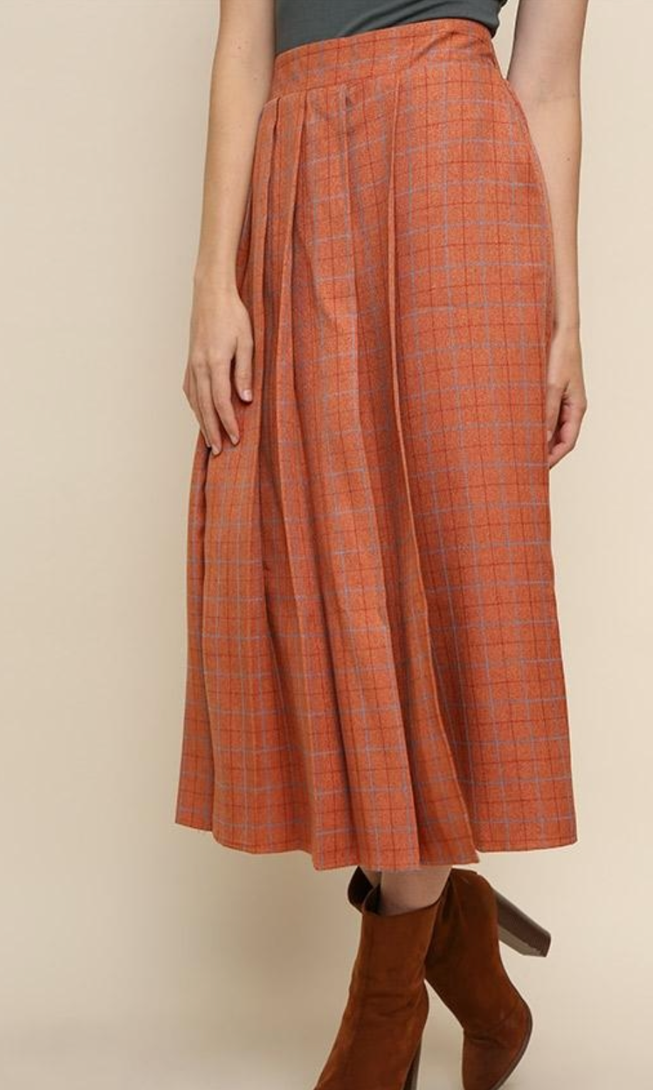 Falling for Plaid Cropped Pants w Skirt Front