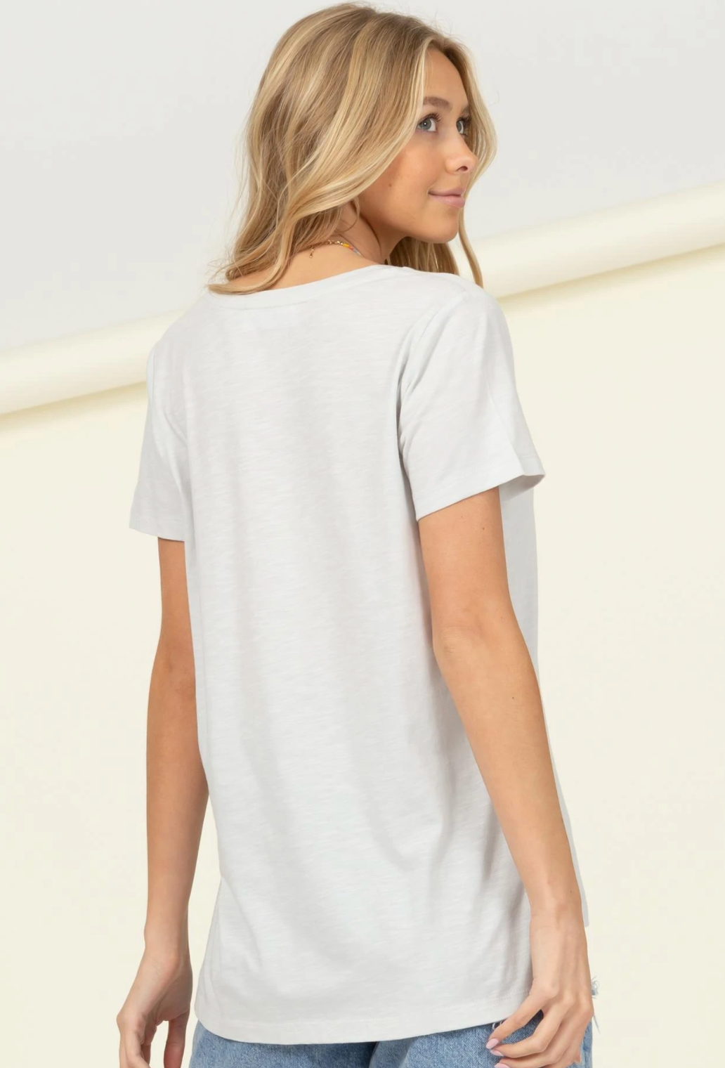 FINAL SALE Say So Relaxed Fit Basic V-Neck T-Shirt