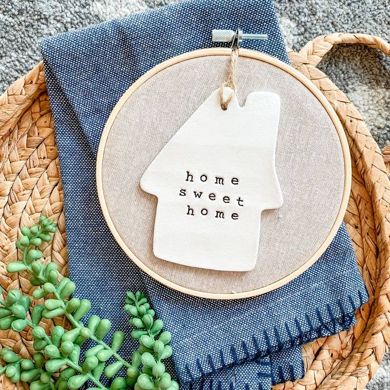 Hoop w/ Flax Linen Fabric + House Ornament
